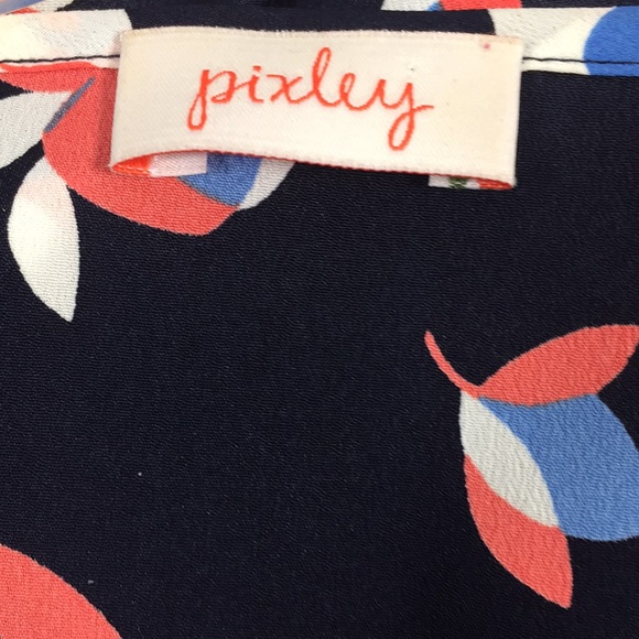 Pixley 3/4 Sleeve V Neck Comfortable Top Size L - Picture 6 of 8